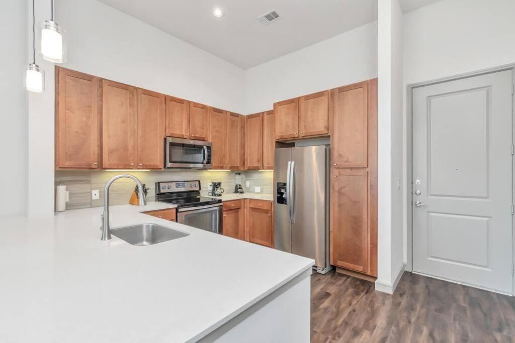 U1 Penthouse Downtown Houston Rental Car Available Apt 1Br 1Bth Gym Sleep Good Dış mekan fotoğraf